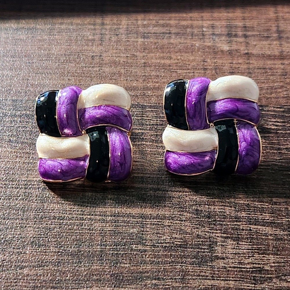 Purple Black White Enamel Basket Weave Square Stud Earrings Gold Tone Modern
